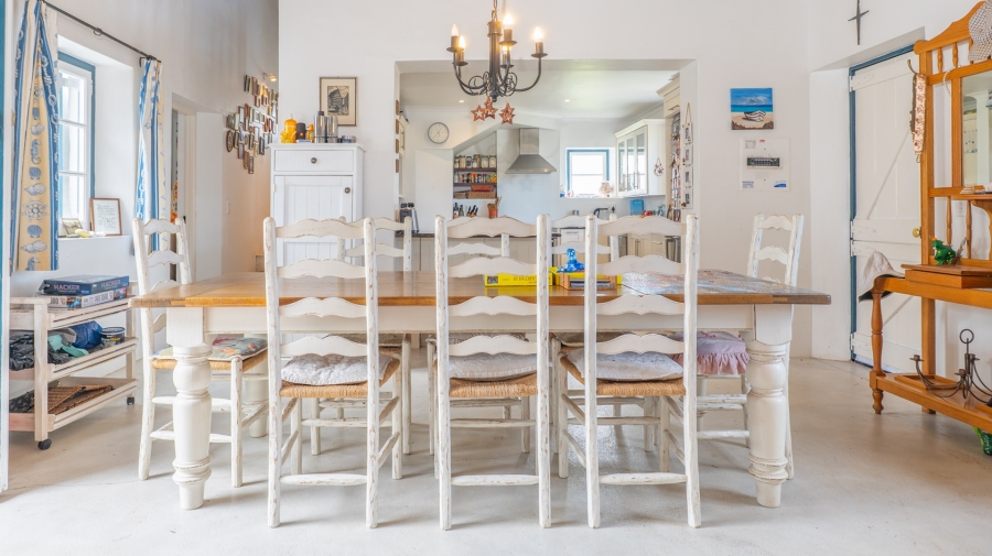 4 Bedroom Property for Sale in Struisbaai Western Cape